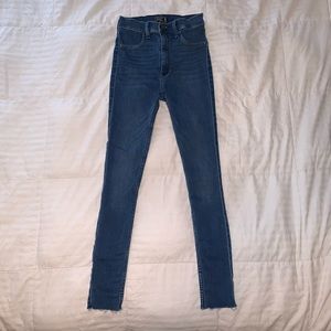 Ultra high-rise Jean leggings
